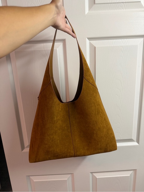 Universal Thread Handbags - Suede shoulder bag